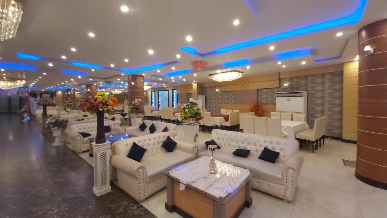Royaute Luxury Hotel Sialkot Exterior photo